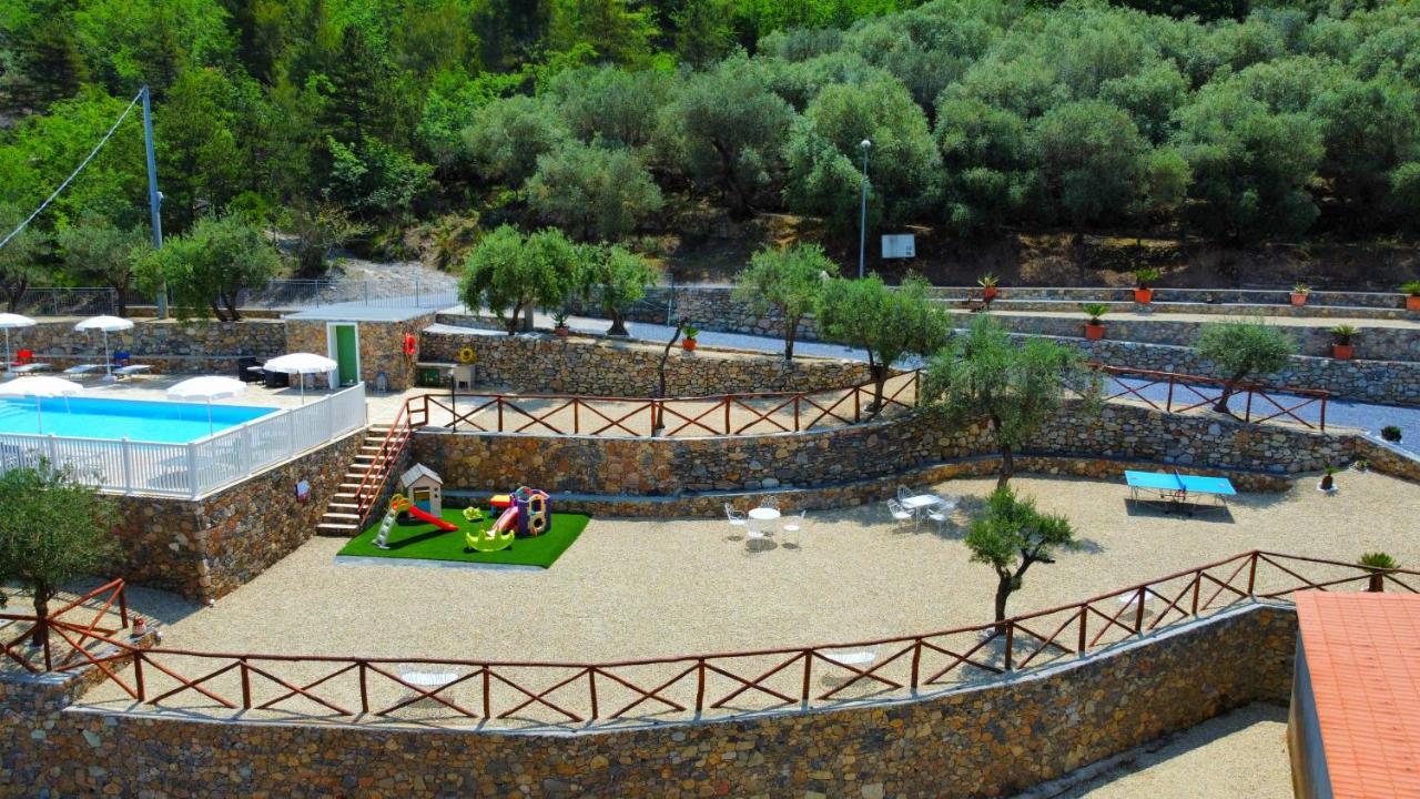 Agriturismo Monte Acuto - Natura, Mare & Relax In Piscina 托伊拉诺 外观 照片